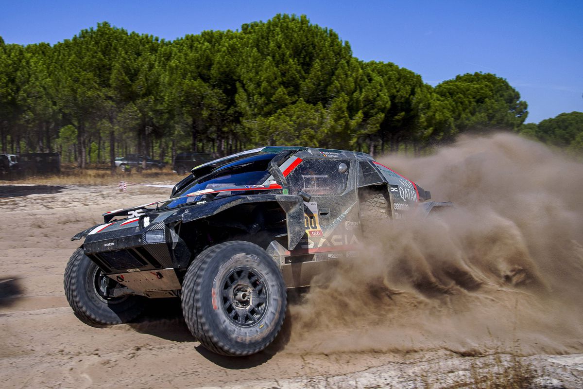 La doar a doua participare, Dacia a câștigat Raliul Dakar!