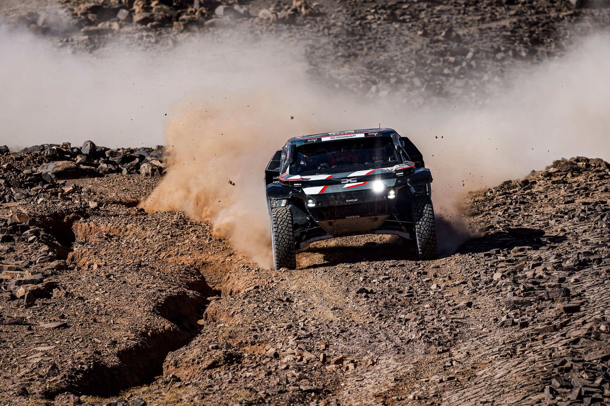 La doar a doua participare, Dacia a câștigat Raliul Dakar!