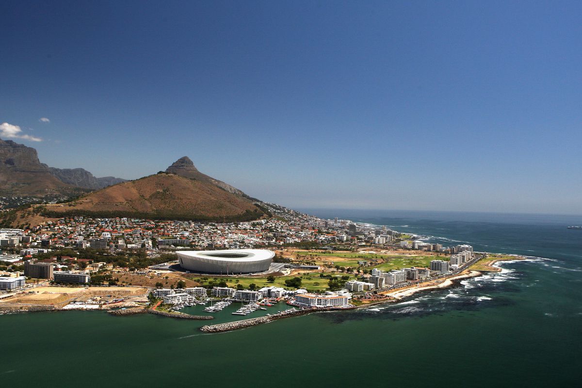 Iată TOP 10 cele mai spectaculoase stadioane din lume!