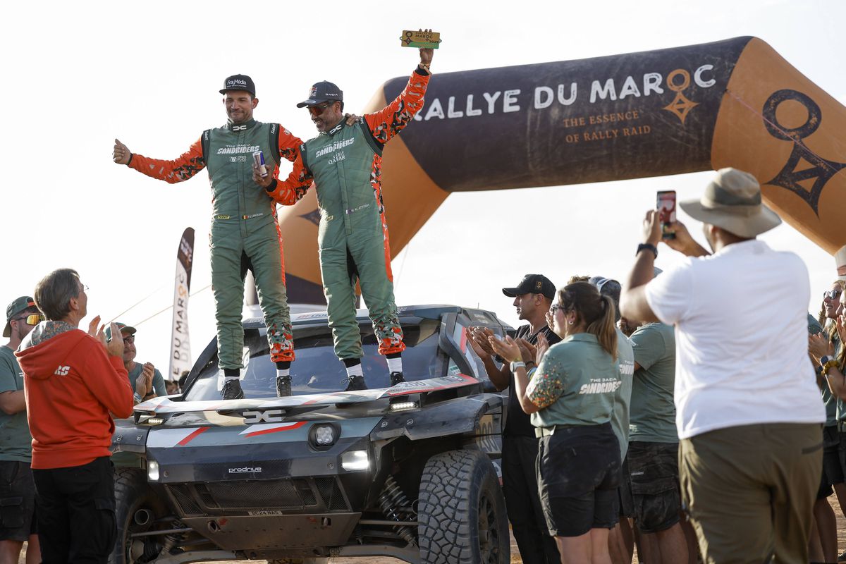 La doar a doua participare, Dacia a câștigat Raliul Dakar!