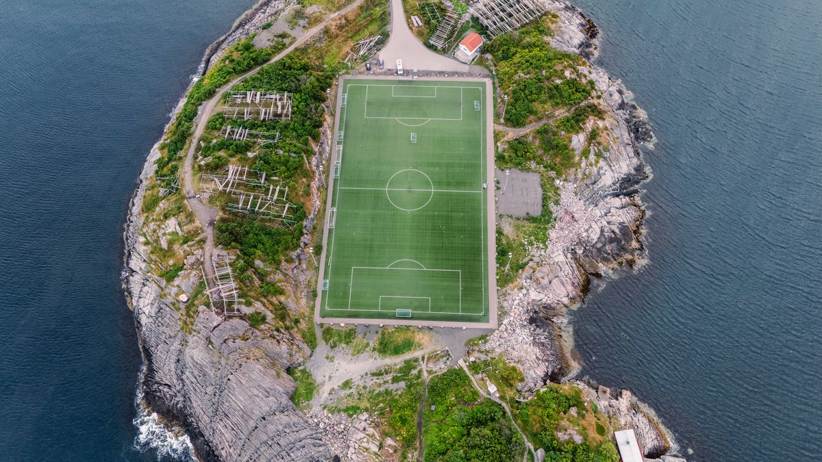 Iată TOP 10 cele mai spectaculoase stadioane din lume!