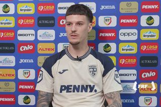 Dennis Man, întrerupt de Adrian Mutu în mijlocul interviului » Două întrebări adresate de „Briliant”