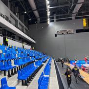 Sala din Turda, modificată pentru meciul lui U-BT Cluj-Napoca / FOTO: David Istrate (GSP.ro)