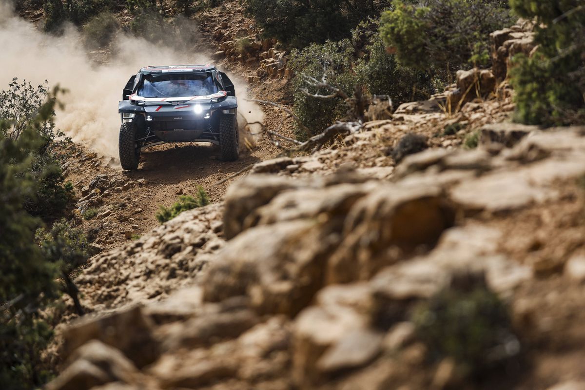 La doar a doua participare, Dacia a câștigat Raliul Dakar!