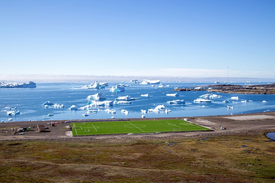 Qeqertarsuaq (Groenlanda) Iată TOP 10 cele mai spectaculoase stadioane din lume!