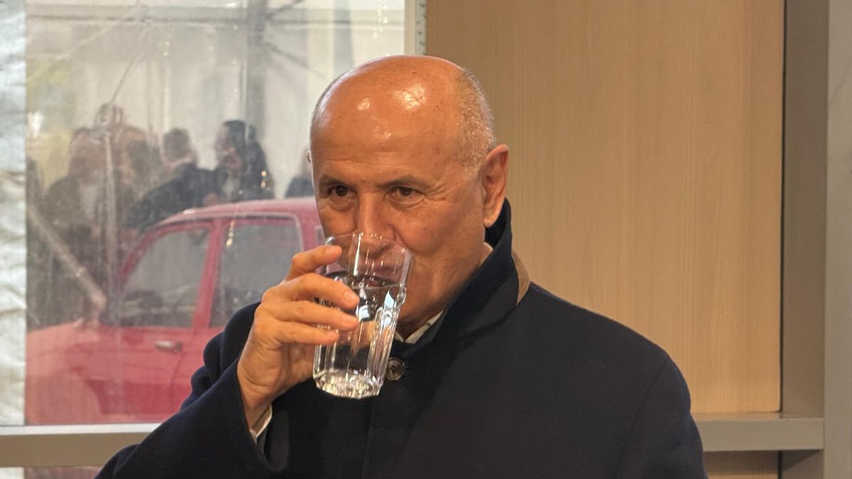 „Are viteză Dinamo spre titlu?” » Dintr-o mașină retro, Florentin Petre a răspuns fără să ezite: „Îți dai seama ce tură dau cu Zeljko?”