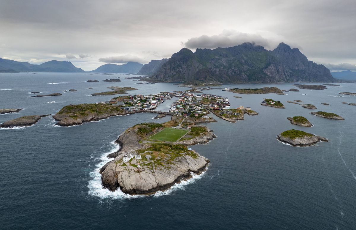 Iată TOP 10 cele mai spectaculoase stadioane din lume!
