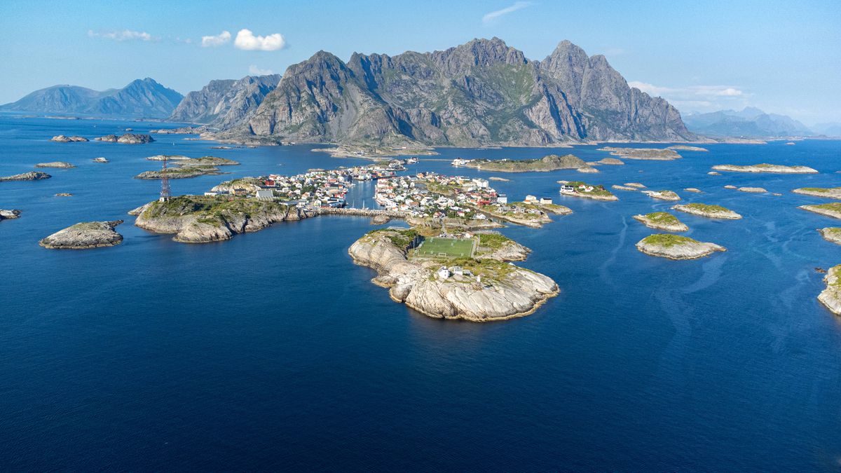 Iată TOP 10 cele mai spectaculoase stadioane din lume!