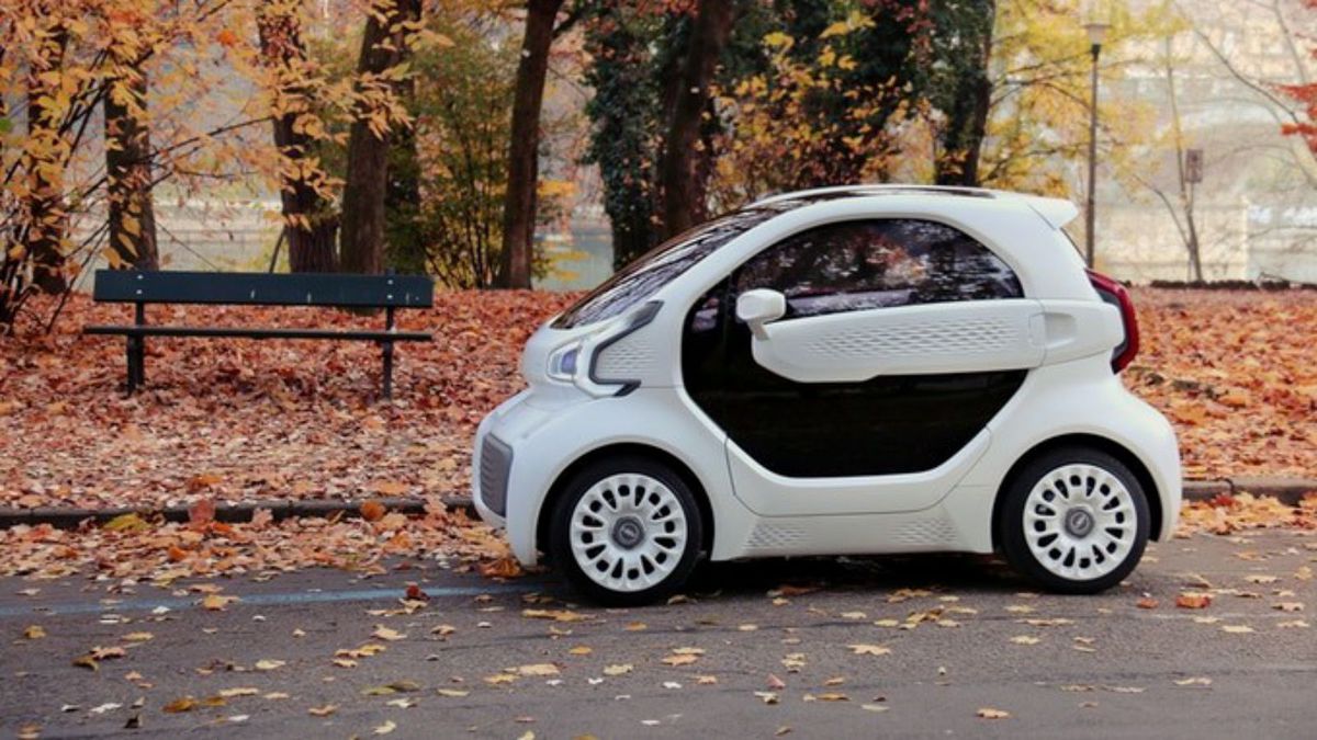 AUTO-BILD.RO // REVOLUȚIONAR! Prima mașină electrică fabricată la imprimantă 3D. Cât costă și ce promite