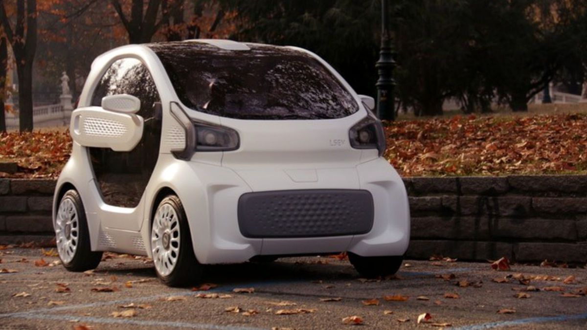 AUTO-BILD.RO // REVOLUȚIONAR! Prima mașină electrică fabricată la imprimantă 3D. Cât costă și ce promite