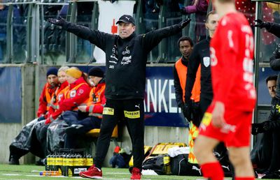 Uluitor! Antrenorul care a retrogradat cu două echipe într-o lună