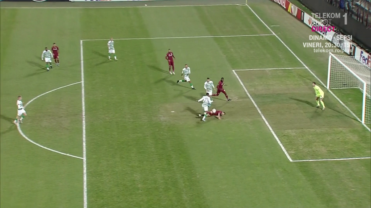 CFR CLUJ - CELTIC 2-0 // FOTO Ciprian Deac a cerut penalty în minutul 10! Decizia luată de turcul Halis Özkahya
