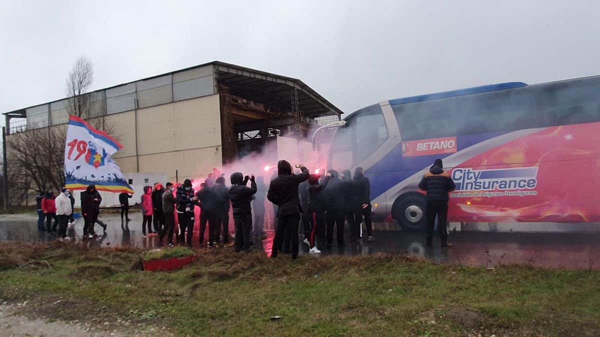 Fani FCSB înainte de meciul cu CFR Cluj - 12.12.2020