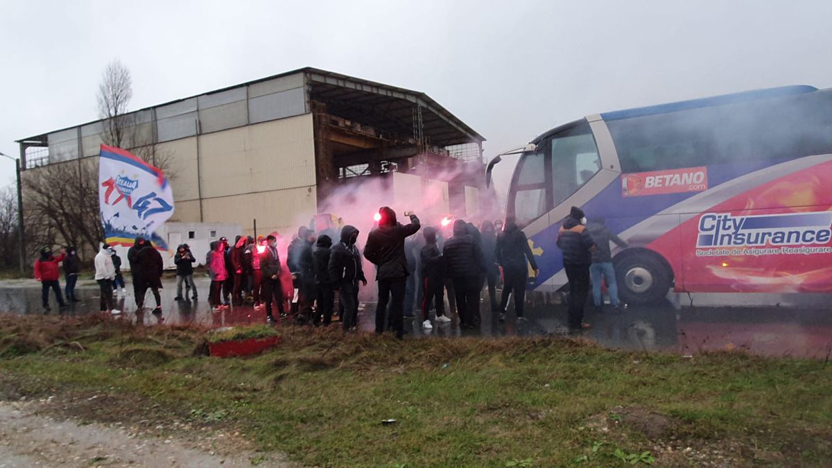 Fani FCSB înainte de meciul cu CFR Cluj - 12.12.2020