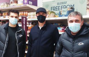 „Doi Hagi la preț de unul” » Ianis și Gică Hagi au atras toate privirile într-un supermarket din Scoția