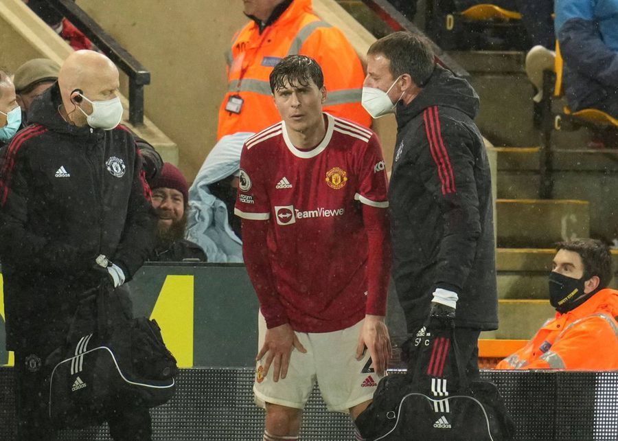 Alarmă la United! Suedezului Lindelof i s-a făcut rău pe teren » La fel ca în cazul Aguero