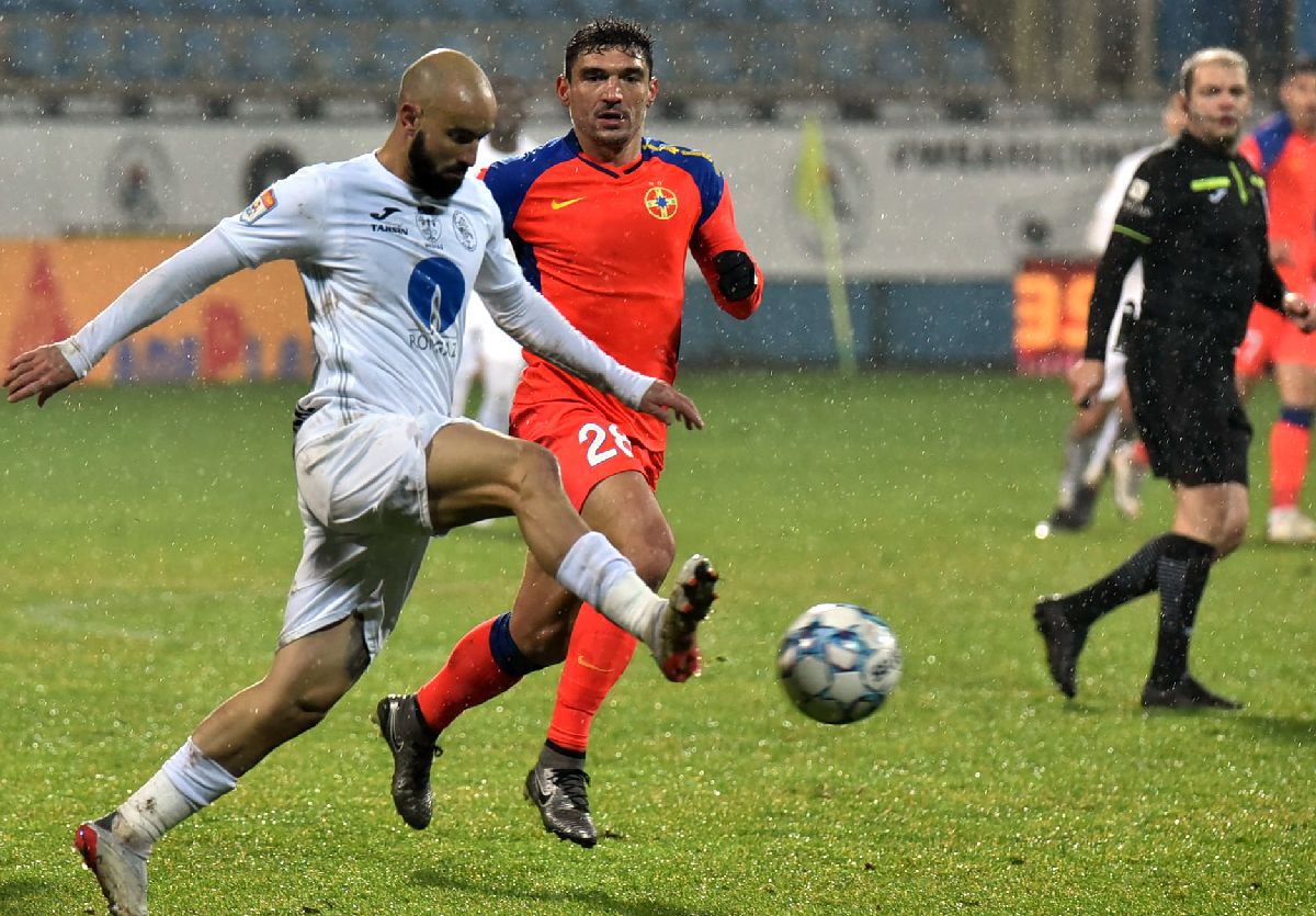 „Frustrarea e mare!” » Două vedete de la FCSB, analizate în direct: „I se face o nedreptate”