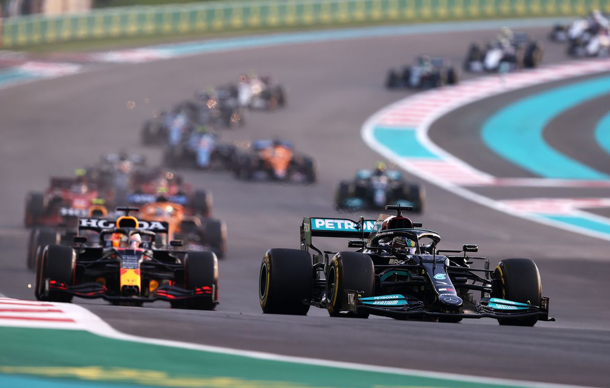 Cum a văzut Lineker decizia care a decis titlul în Formula 1: „City - Liverpool, ultimele 3 minute ale sezonului. City conduce, dar arbitrul decide că e mai palpitant să facă asta”