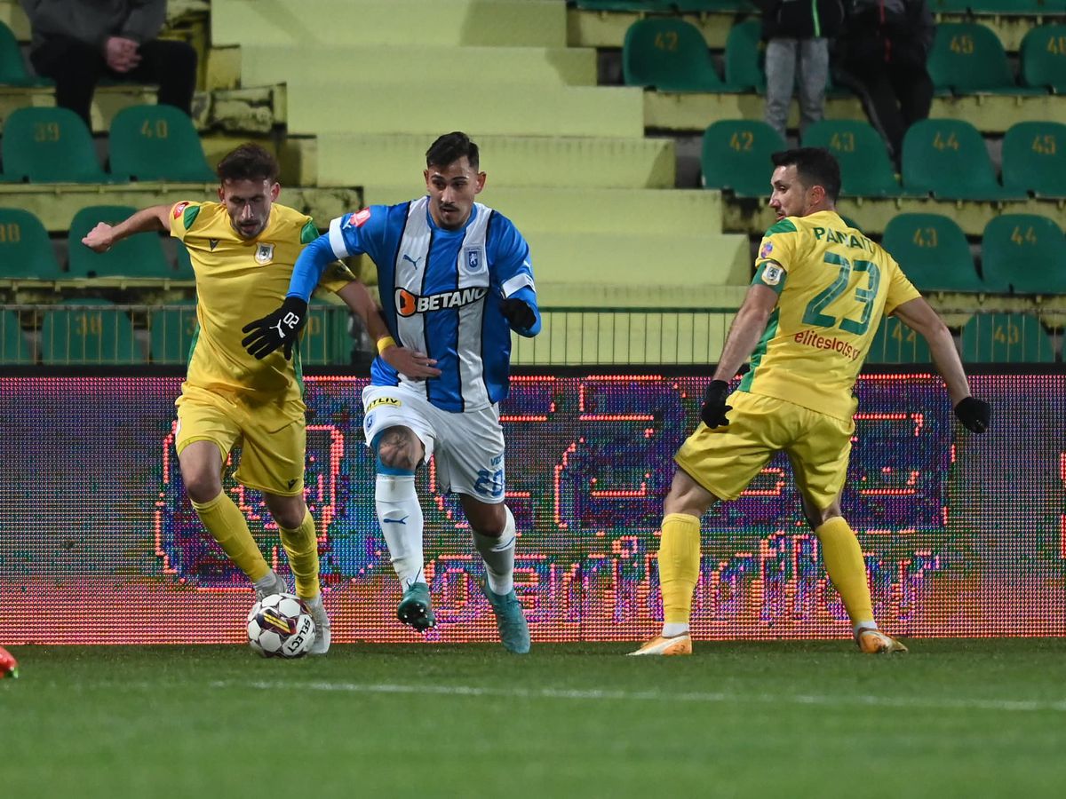 Trei puncte fără glorie! Universitatea Craiova câștigă la limită cu Mioveni, la primul meci după plecarea lui Rădoi