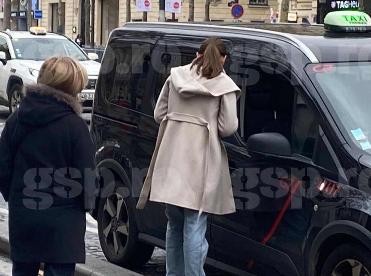 Simona Halep, zărită pe Champs-Élysées în ziua în care a aflat data audierii » Din magazinul sponsorului, direct într-un taxi de lux! Avem imaginile