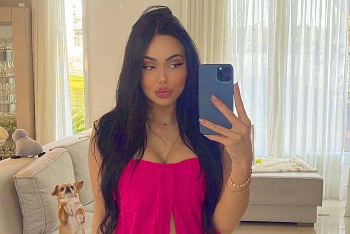 Noul transfer al Barcelonei a punctat decisiv și în plan personal: s-a căsătorit cu Dayana la doar 18 ani