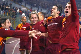 Înaintea meciului direct, De Rossi și-a amintit că a fost coleg cu Cristi Chivu: „Cum mă simt să îl văd? Să vă zic”