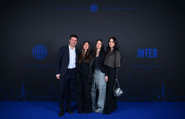 Apariție rară » Cristian Chivu, alături de soție și cele două fiice la petrecerea de Crăciun a Interului