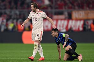 Barcelona a pus ochii pe starul lui Chivu » Italienii au dat vestea neașteptată