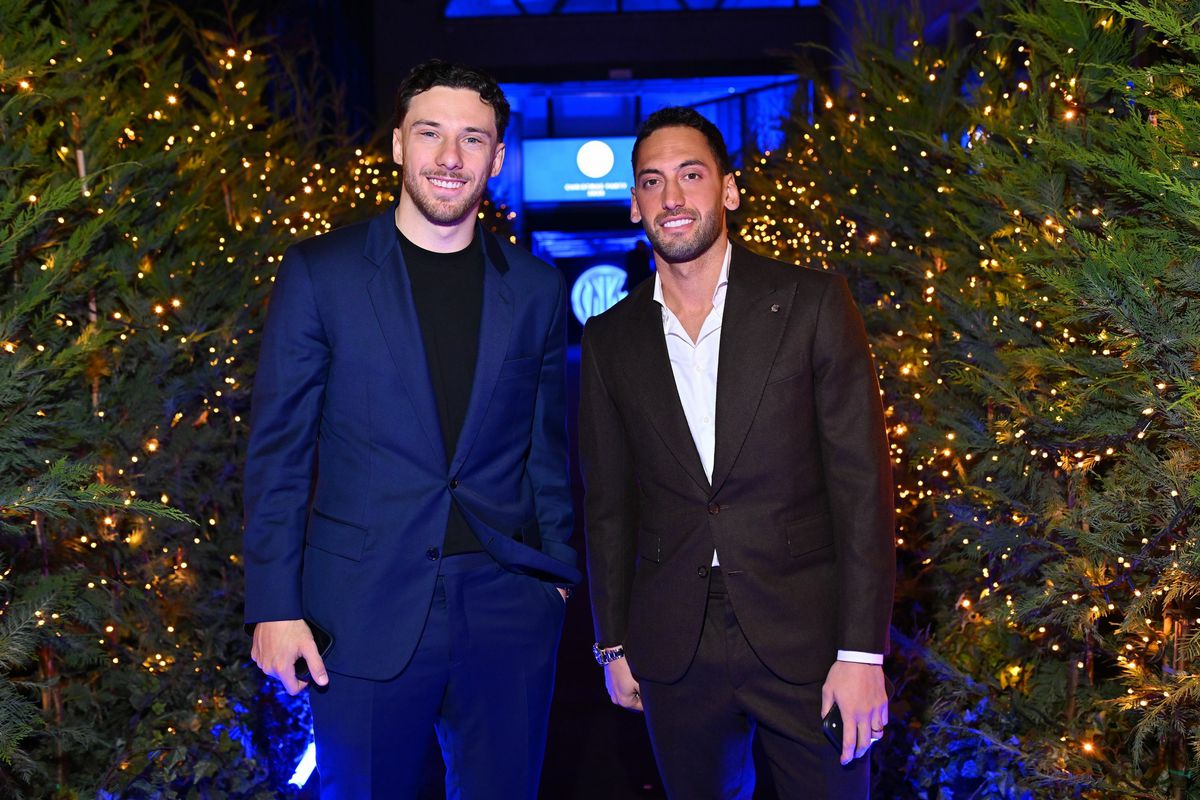 Apariție rară » Cristian Chivu, alături de soție și cele două fiice la petrecerea de Crăciun a Interului