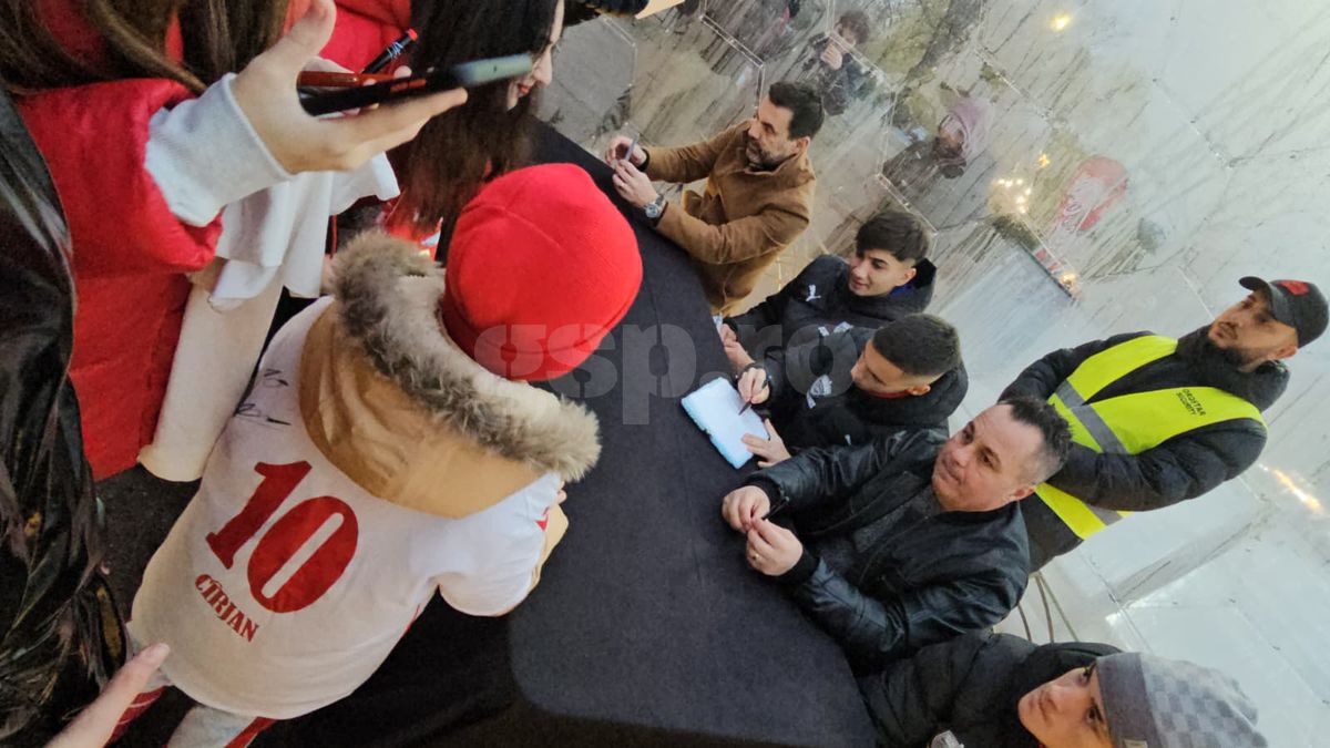 Eveniment de Crăciun organizat de Dinamo