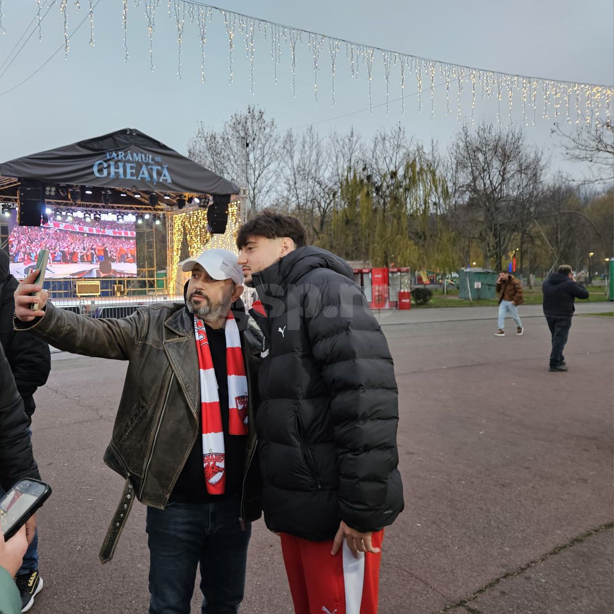 Eveniment de Crăciun organizat de Dinamo