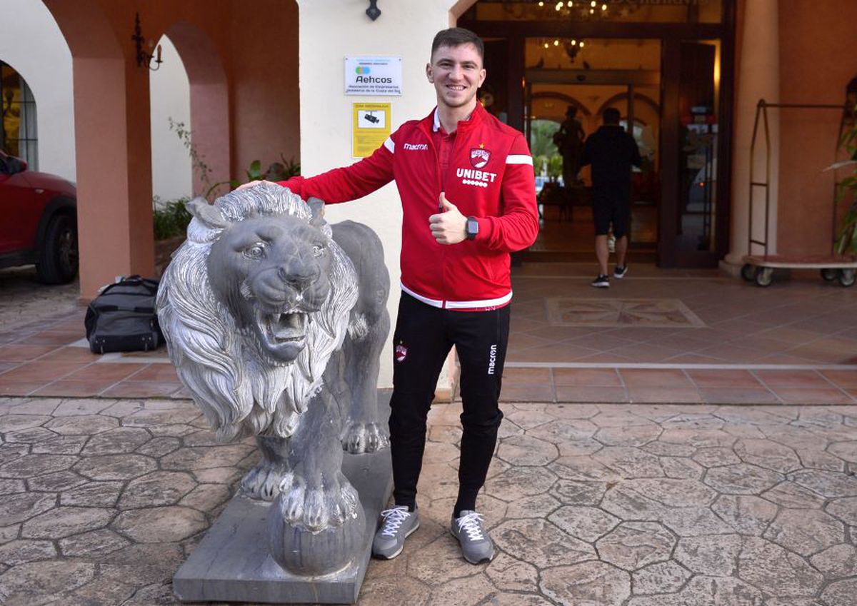 Sosire Dinamo Marbella