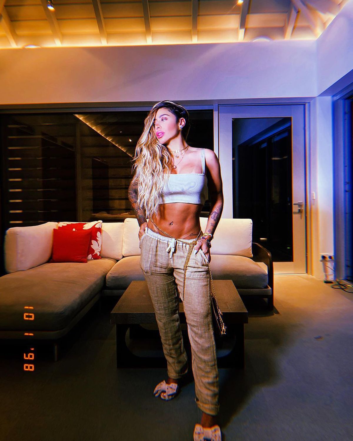 FOTO Sora lui Neymar, apariție spectaculoasă alături de prietenele ei pe cea mai la modă insulă