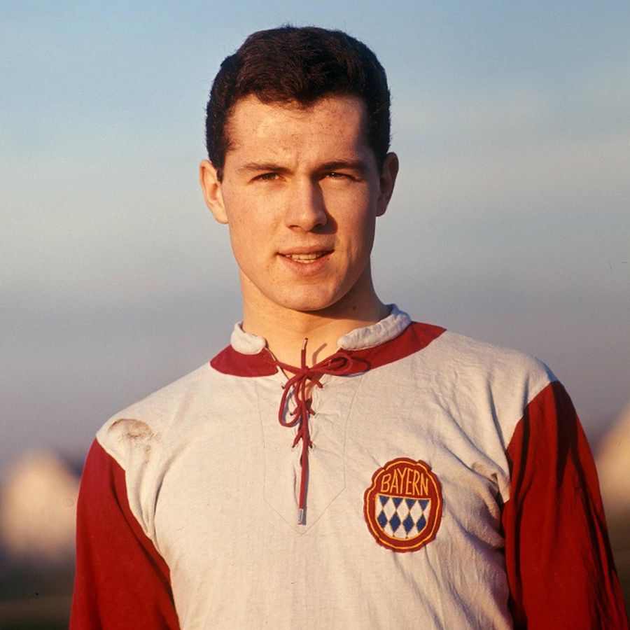 Supărat pe juniorii lui 1860 Munchen, Beckenbauer a ales-o pe Bayern Supărat pe juniorii lui 1860 Munchen, Beckenbauer a ales-o pe Bayern