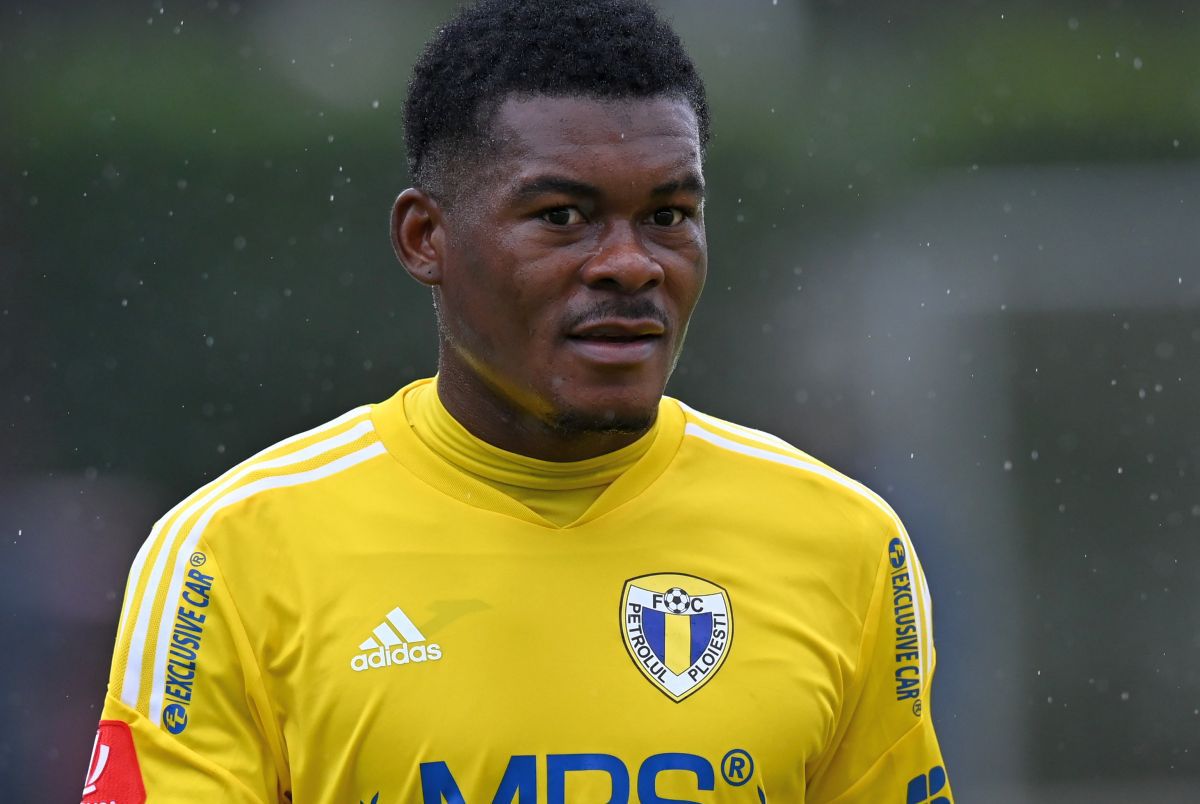 Petrolul a încheiat cantonamentul cu o înfrângere » Toate detaliile de la amical + Emoții cu Budescu în prima repriză