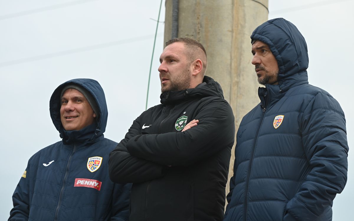 Fotbal printre căpșuni și salate! Imagini inedite din dronă: ce se afla lângă terenul de joc al Rapidului