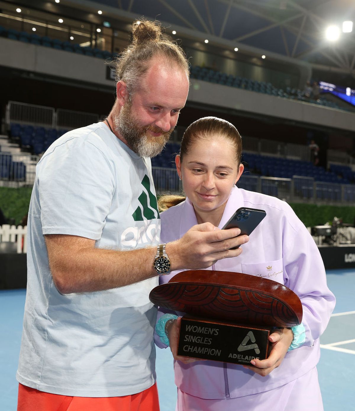 Jelena Ostapenko, noua campioană de la Adelaide: imagini inedite de la premiere