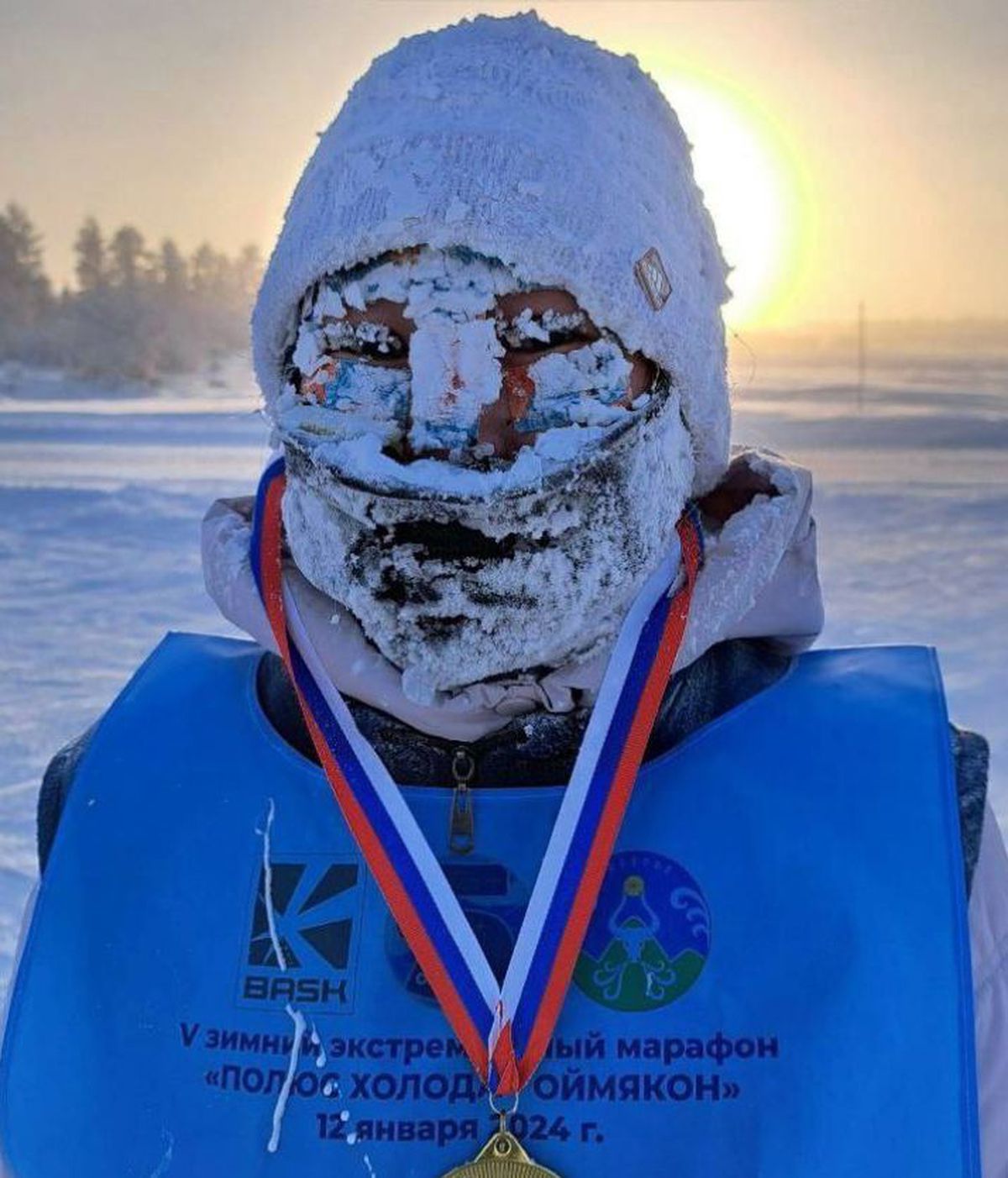 Imagini incredibile de la maratonul din Siberia, desfășurat la -52 de grade! „Tălpile termice m-au salvat”