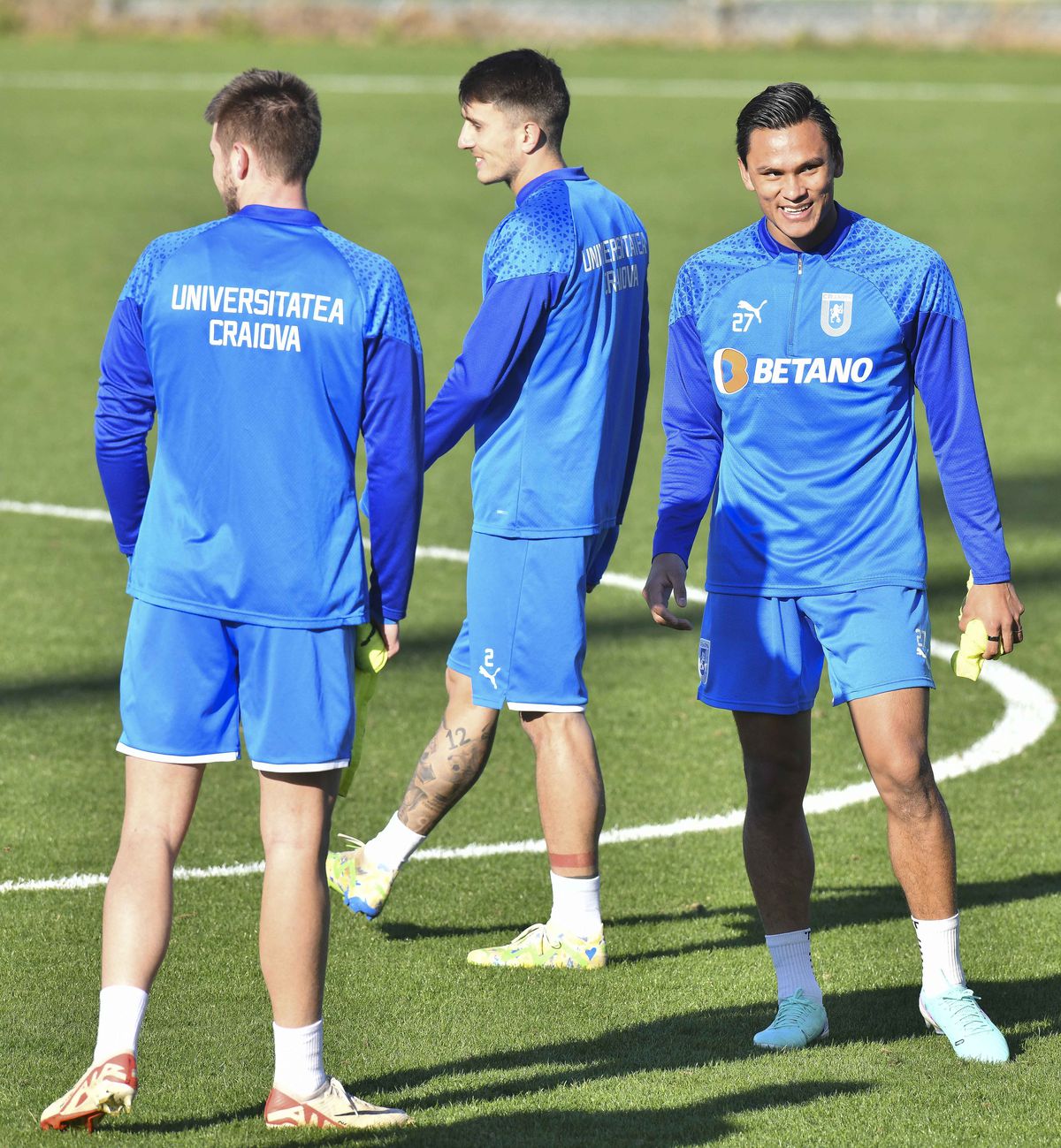 Jucătorul adus cu 650.000 de euro, cedat la schimb de Craiova în Superligă! + Oltenii își iau atacant