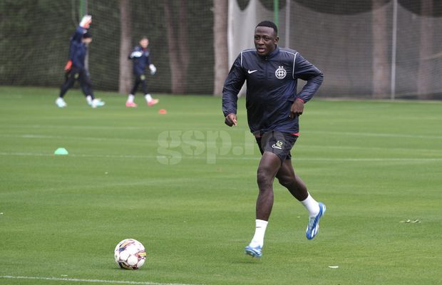 „Îl așteptați înapoi pe Baba Alhassan?” » Răspunsul lui Măldărășanu după transferul mijlocașului ghanez la FCSB: „Știe unde s-a dus!”