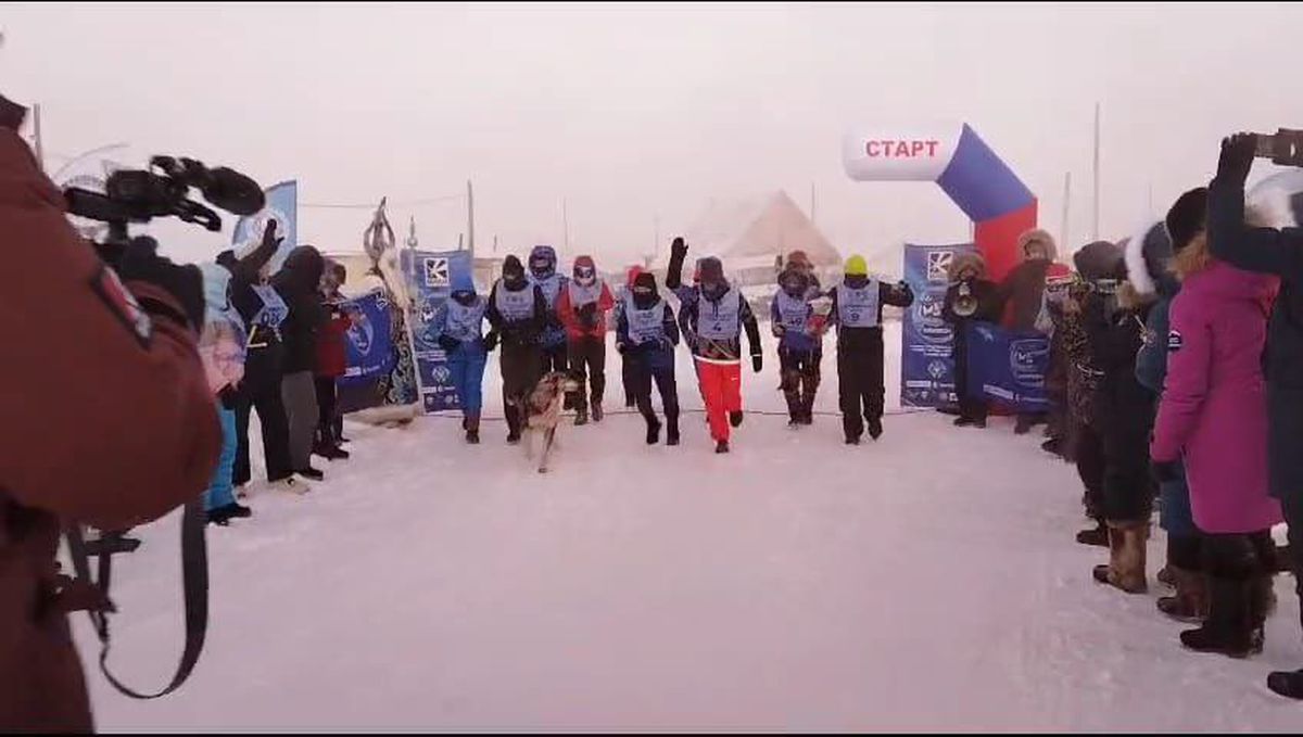 Imagini incredibile de la maratonul din Siberia, desfășurat la -52 de grade! „Tălpile termice m-au salvat”