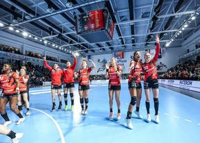 Una caldă, alta rece » Gloria Bistrița, victorie entuziasmantă în grupele EHF European League + Înfrângere pentru Dunărea Brăila