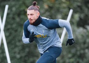 Drăgușin, titular la Tottenham la 3 zile după transfer?! Apoi luptă pentru post cu campionul mondial! + De ce nu vorbește Radu