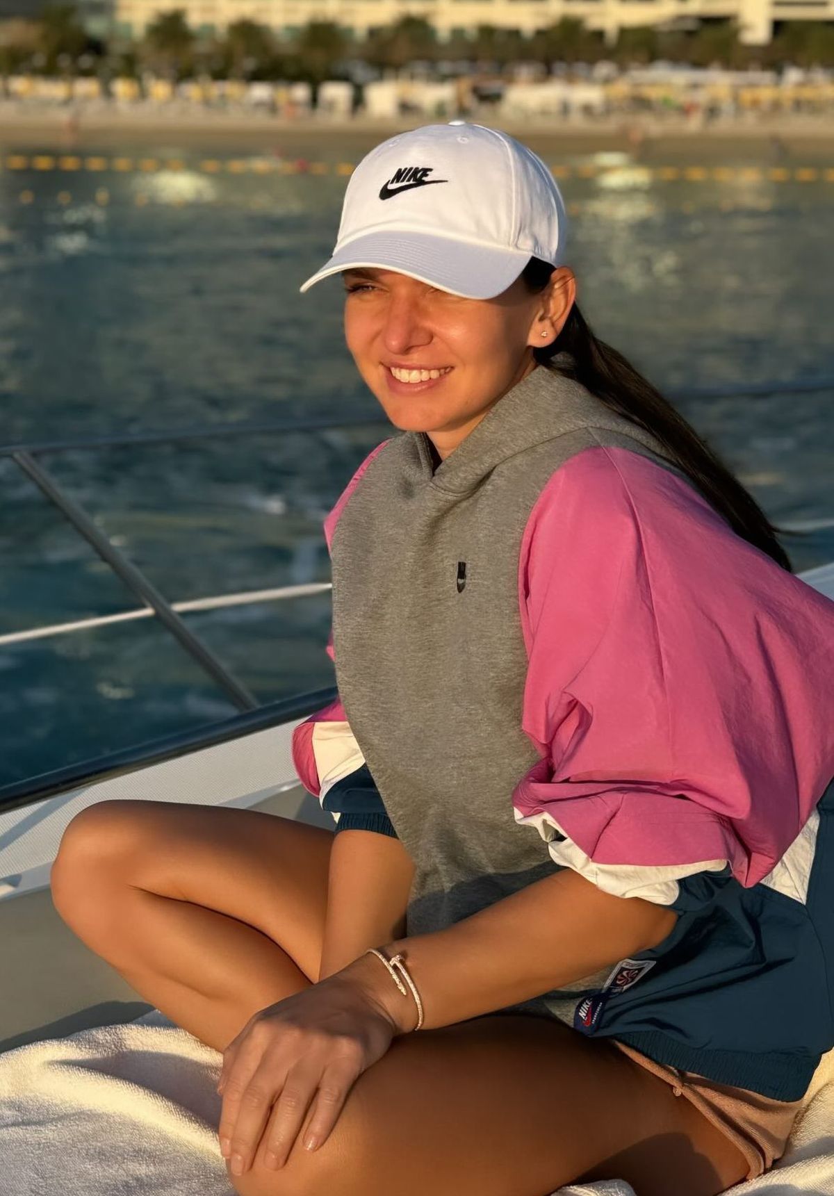 FOTO Simona Halep, în costum de baie pe iaht, în Dubai