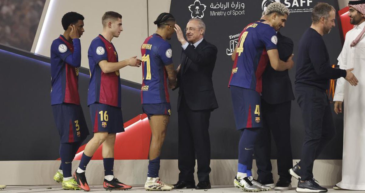 Cele mai tari imagini după El Clasico » Fotbalistul de la Barcelona care l-a făcut să râdă pe Florentino Perez + Discuție pe gazon cu Ancelotti