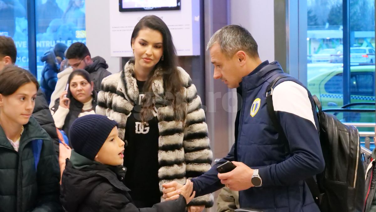 Adrian Mutu, primire pătimașă la revenirea din cantonament » Ce probleme au întâmpinat formațiile din Superligă la aeroport