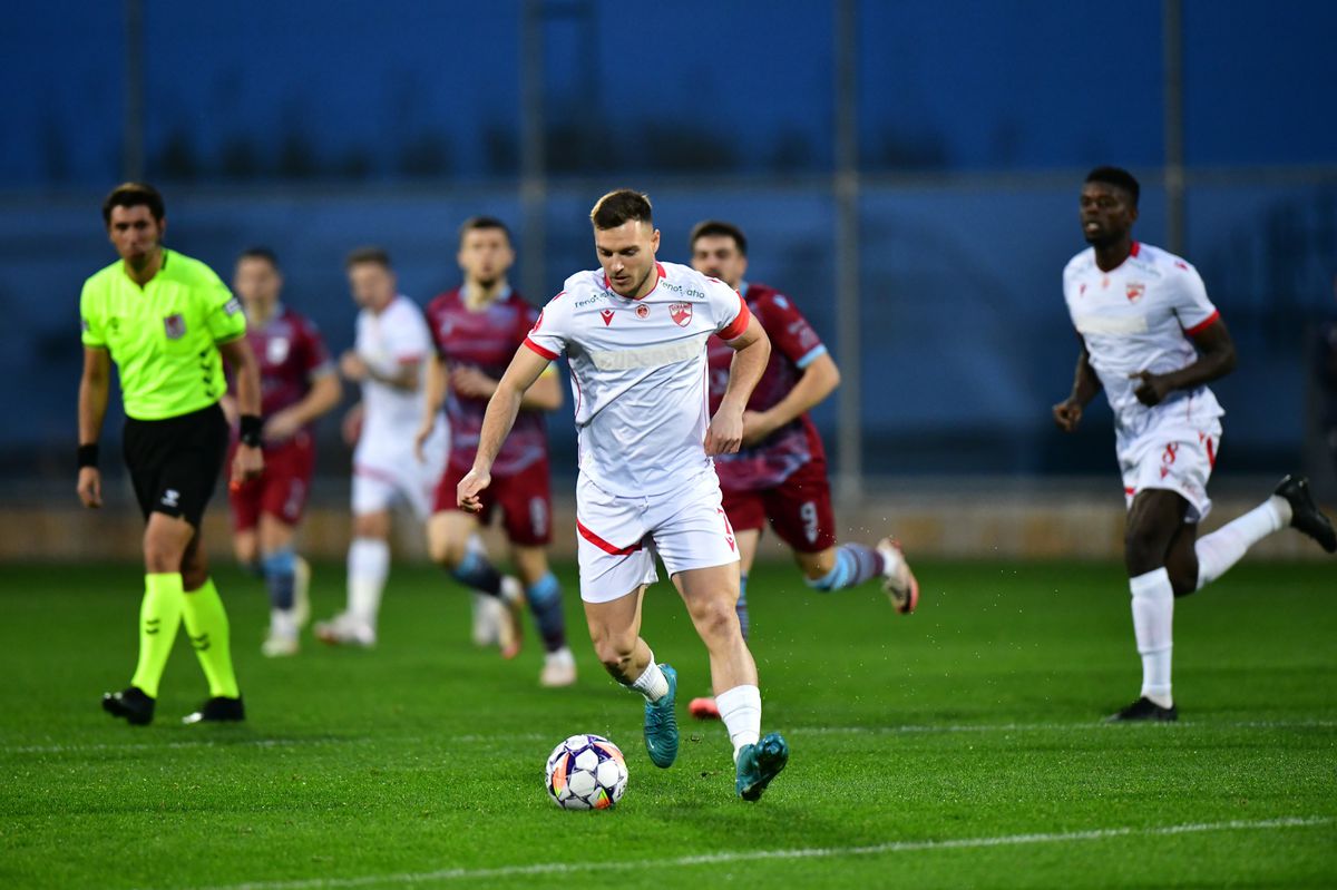 Insideri în „haită”: Dinamo în 10 idei înainte de startul campionatului