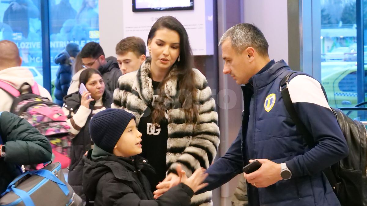 Adrian Mutu, primire pătimașă la revenirea din cantonament » Ce probleme au întâmpinat formațiile din Superligă la aeroport