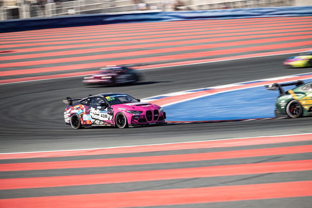 Românul Tudor Tudurachi a câștigat cursa de 24 de ore de la Dubai » „Încǎ un vis împlinit”