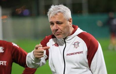 Marius Șumudică se gândește la o carte biografică: „Uite așa m-a dus viața” » De ce a apelat la un mental coach și la un psiholog